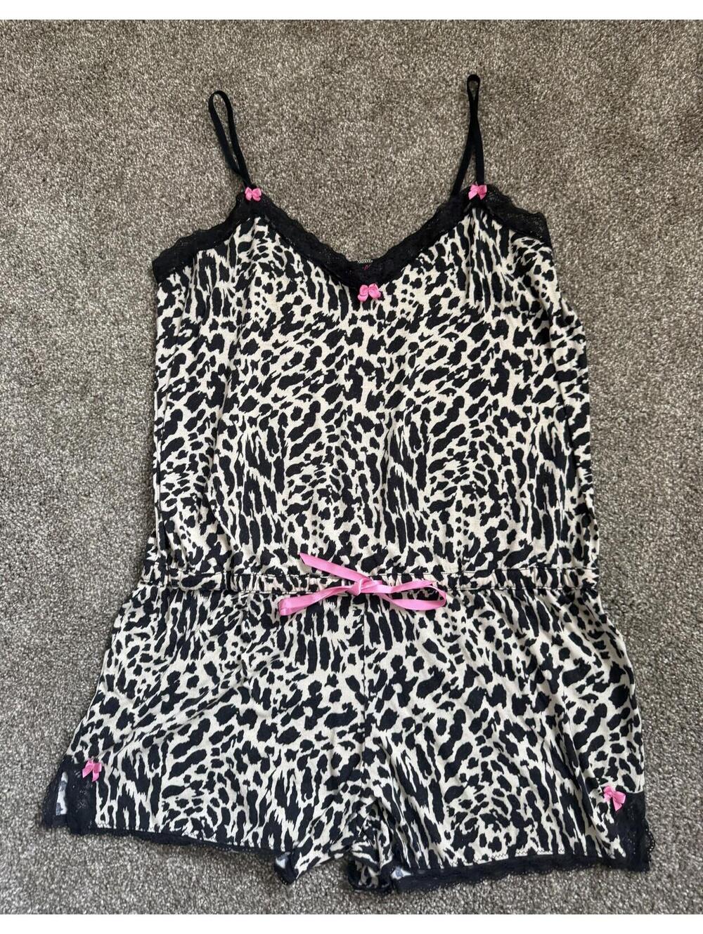 Women’s lace romper